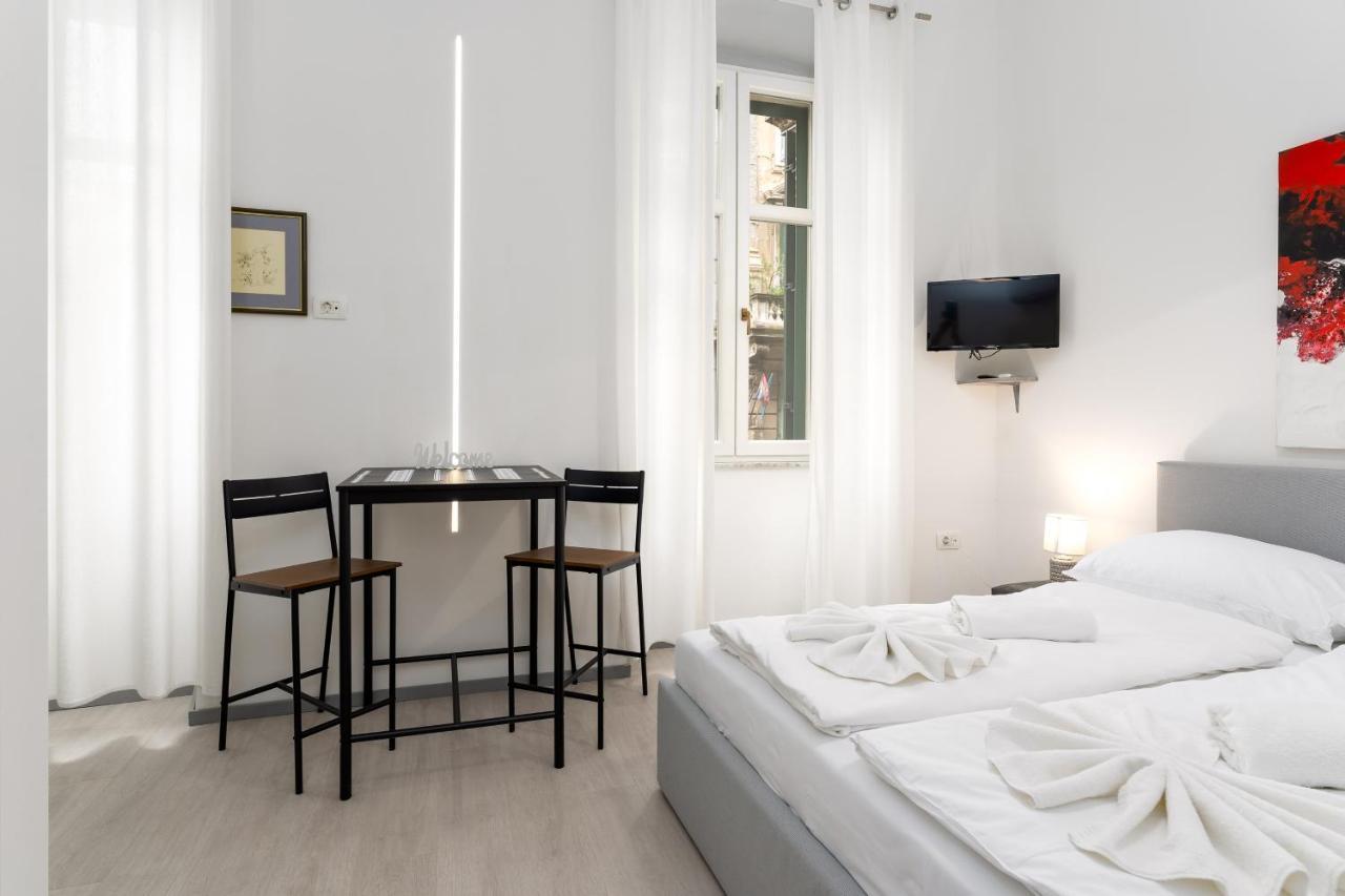 Centar Apartments Fiume Kültér fotó